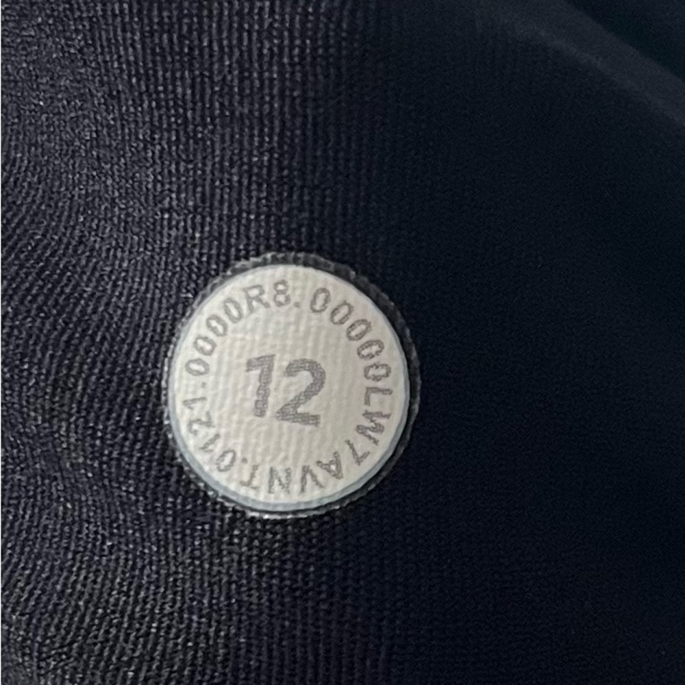 Lulemon Speed Up Low-Rise Lined Short, 2.5 inches, Sz 12. Gray Black - Picture 4 of 8